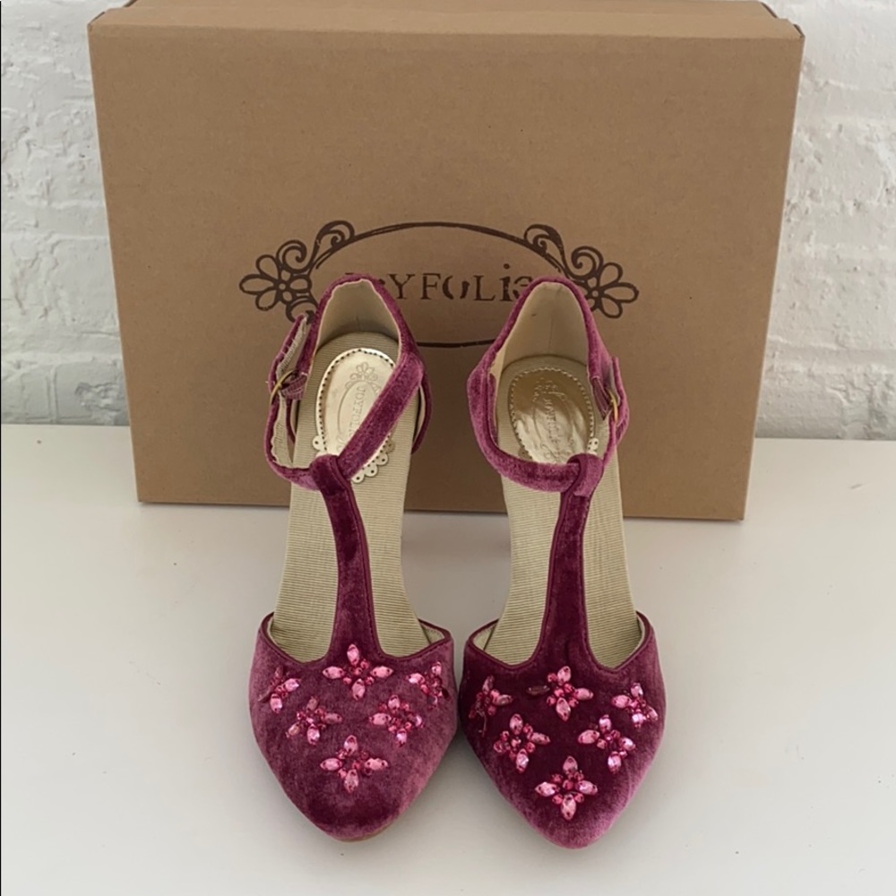 joyfolie theresa women’s heel in berry